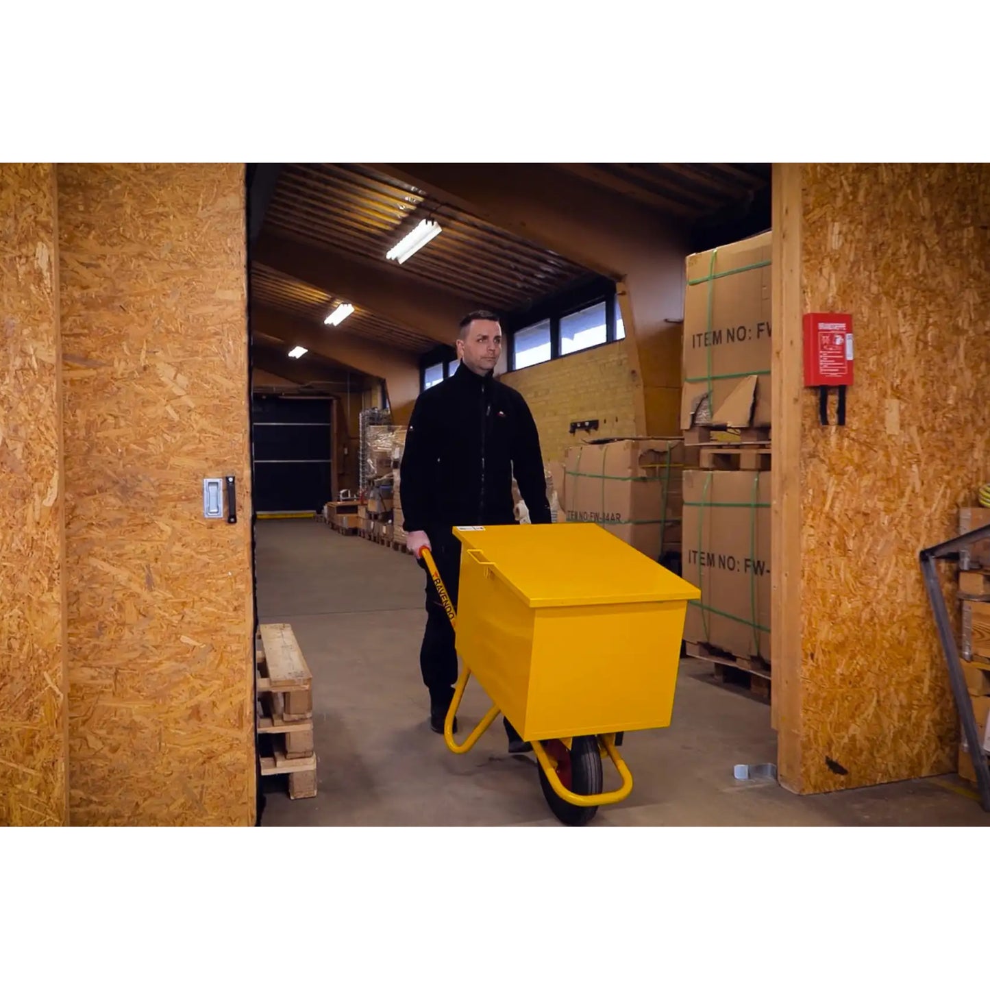 Stalen gereedschapswagen - 250kg draagvermogen - Gereedschapskruiwagen - luchtbanden