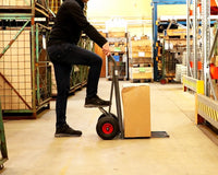 Ravendo stalen steekwagen 250kg Easy-Step - Luchtbanden